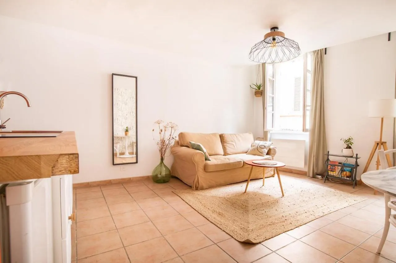 Coquet Appartement Typique Du Panier Marseille