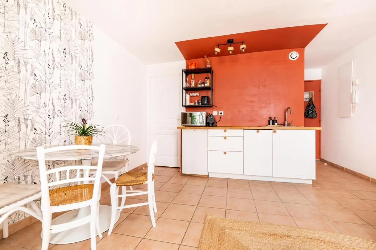 Apartment Coquet Appartement Typique Du Panier Marseille