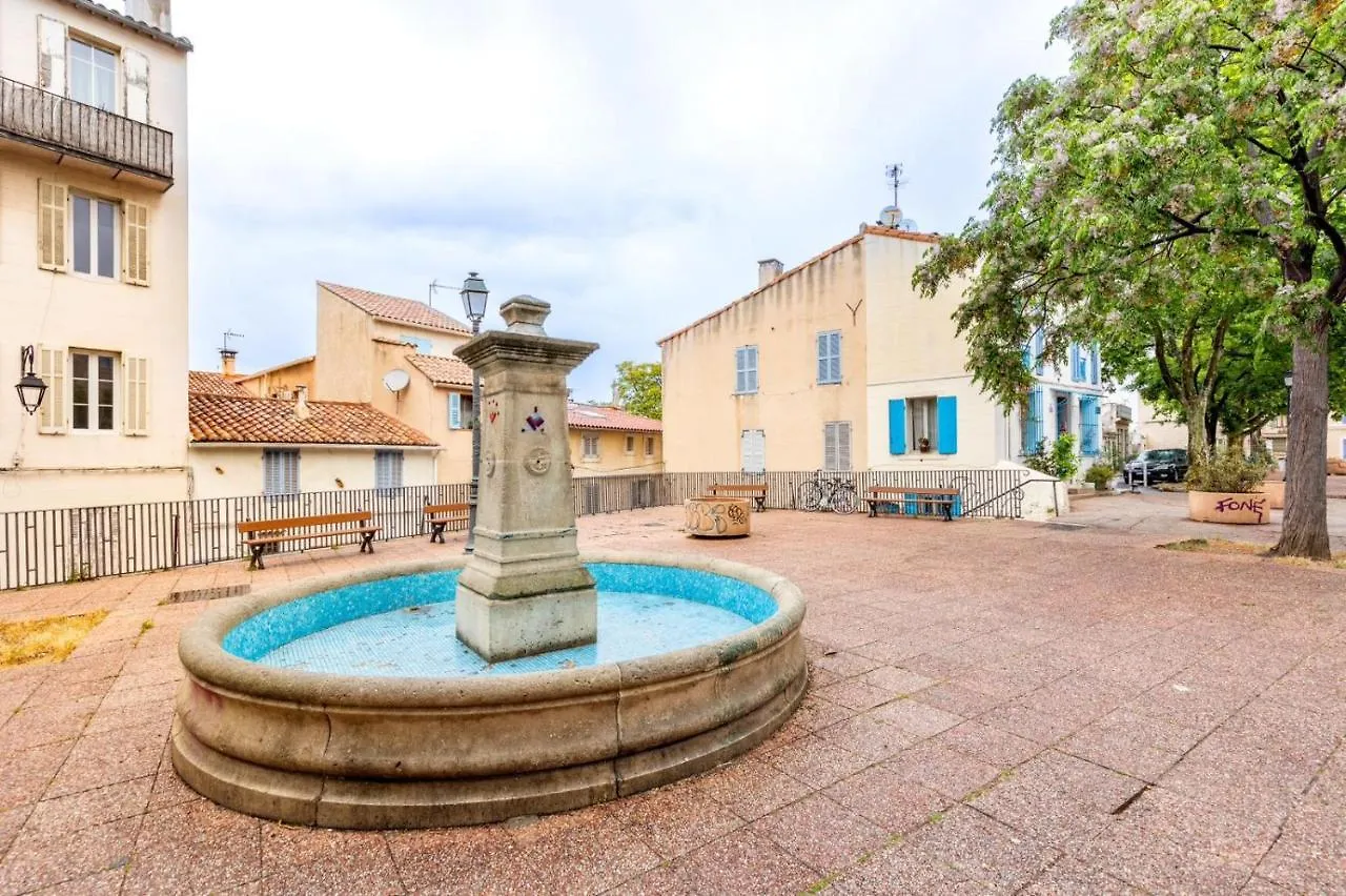Coquet Appartement Typique Du Panier Marseille